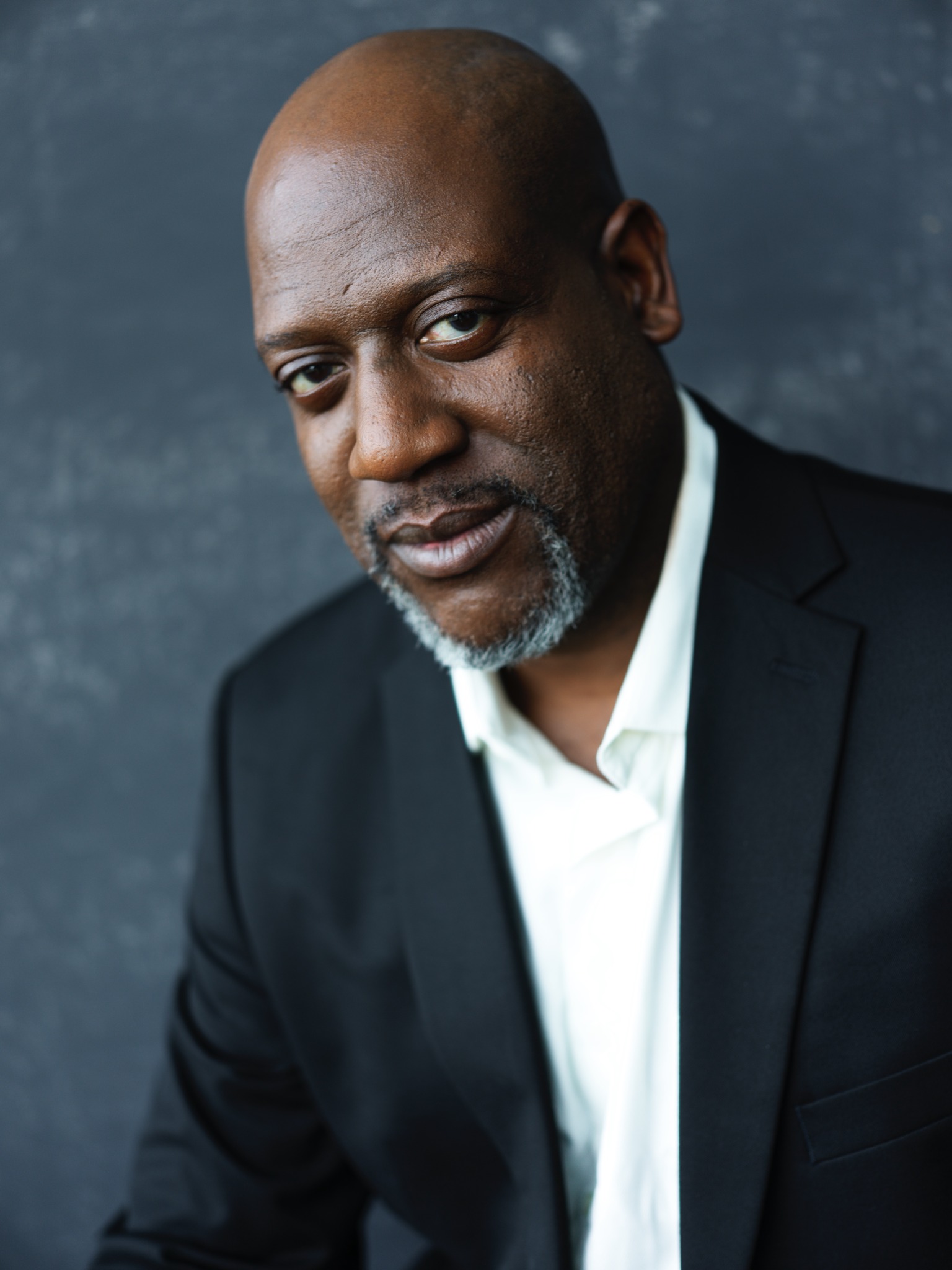Professional portrait of Tomike Ogugua